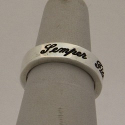 Anello Fascetta - Fede a fascia in Oro con Incisione Esterna - Nome, Dedica, Frase, ecc