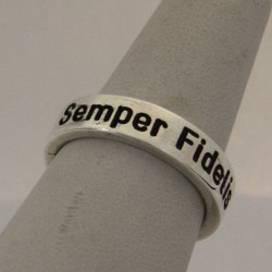 Anello Fascetta - Fede a fascia in Oro con Incisione Esterna - Nome, Dedica, Frase, ecc