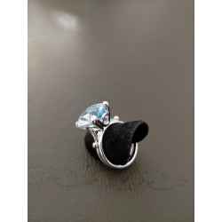 Anello Cestino a filo con Topazio Azzurro in argento