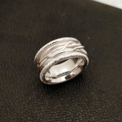 Anello Fascione Imbutito in Argento con fili intrecciati