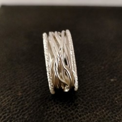 Anello Fascione Imbutito in Argento con fili intrecciati
